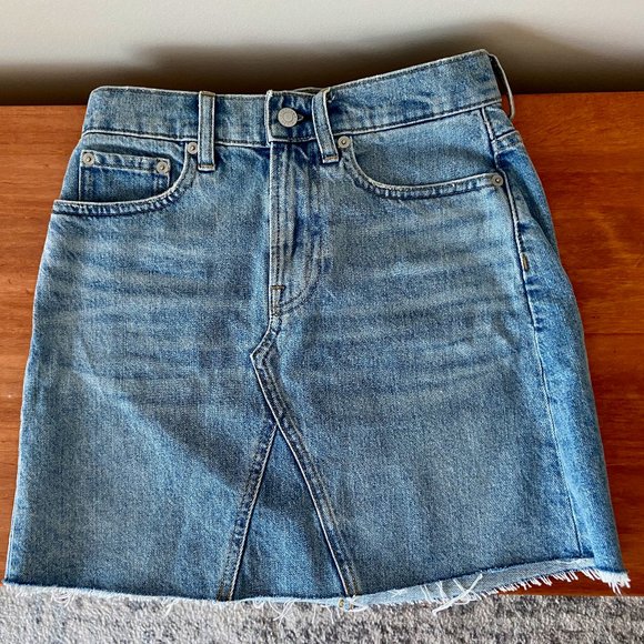 Everlane Dresses & Skirts - Everlane - The Reconstructed Denim Skirt